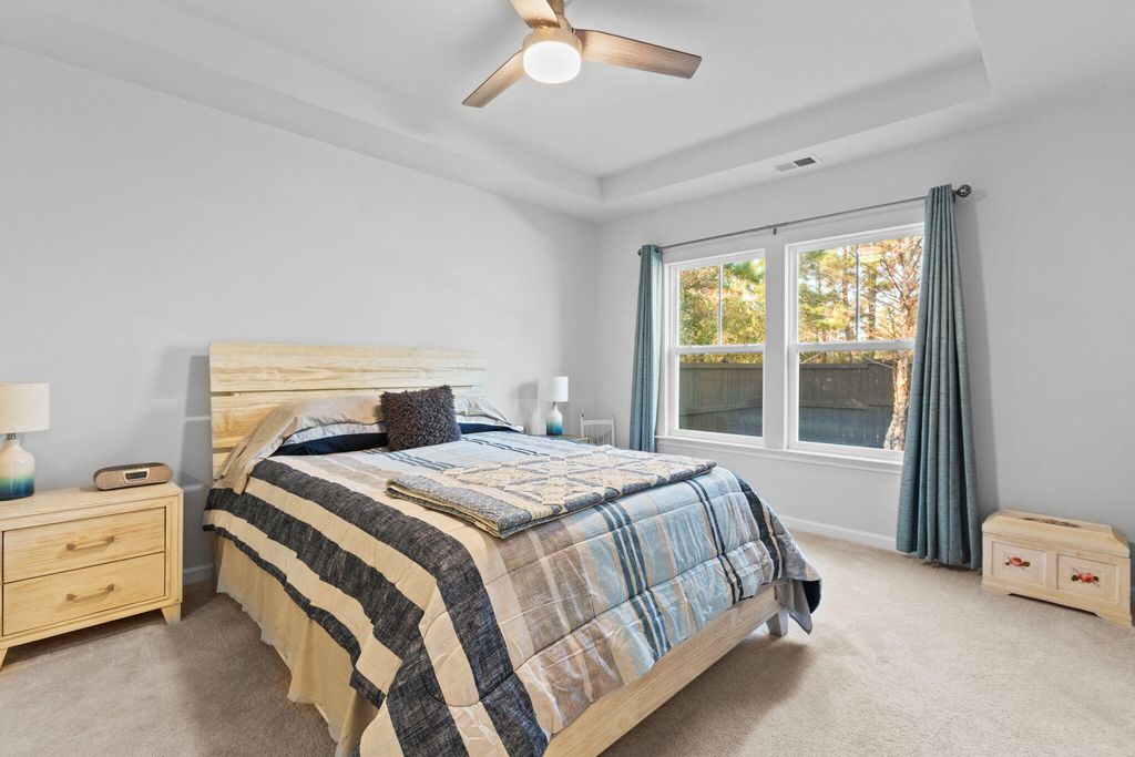 Image 14 of property listing at 148 Haverhill Street, Summerville, SC 29486