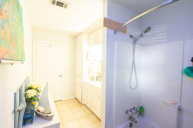 529 E Shore Drive, Clear Lake Shores, TX 77565