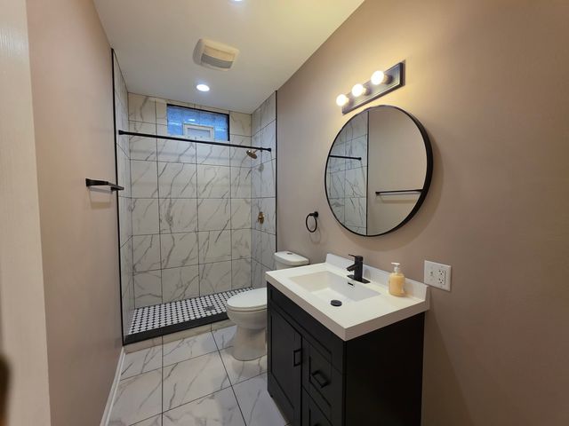 214 Franklin Street 1, Waukegan, IL 60085