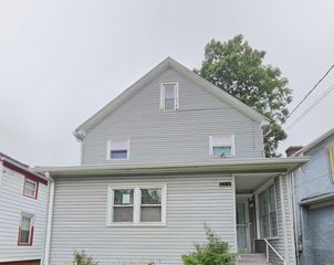 214 Franklin Street 1, Waukegan, IL 60085