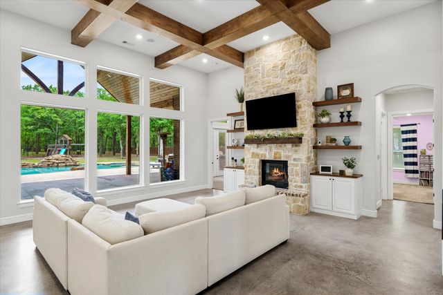 225 Vz County Road 2103, Canton, TX 75103