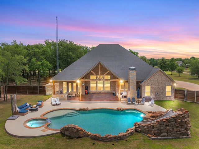 225 Vz County Road 2103, Canton, TX 75103