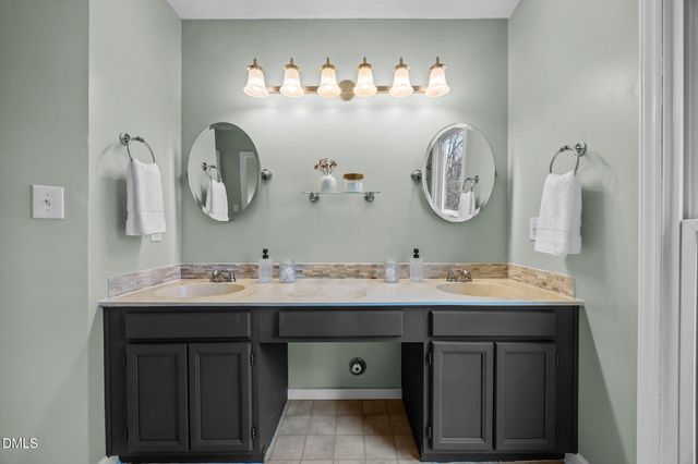 708 Beddingfield Drive, Knightdale, NC 27545