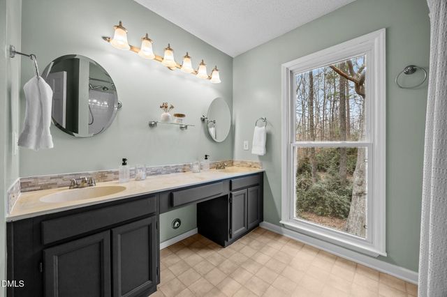 708 Beddingfield Drive, Knightdale, NC 27545