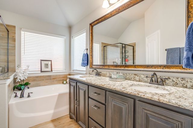 237 Bayonet Drive, Fort Worth, TX 76108