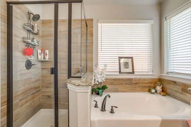 237 Bayonet Drive, Fort Worth, TX 76108