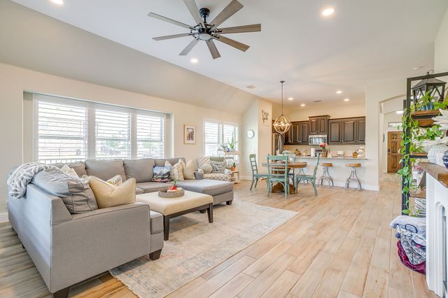 237 Bayonet Drive, Fort Worth, TX 76108