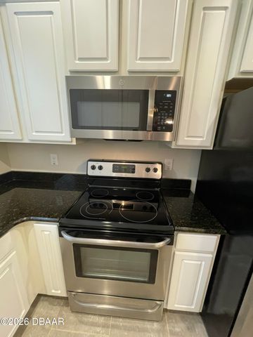 207 Wentworth Grande Drive, Daytona Beach, FL 32124