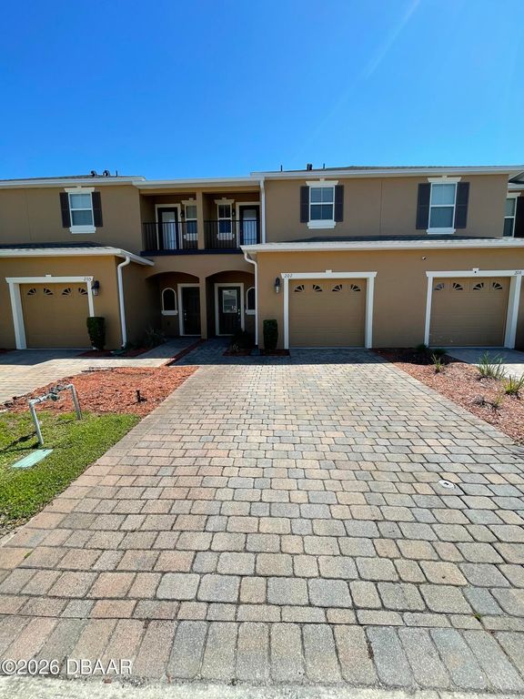 207 Wentworth Grande Drive, Daytona Beach, FL 32124
