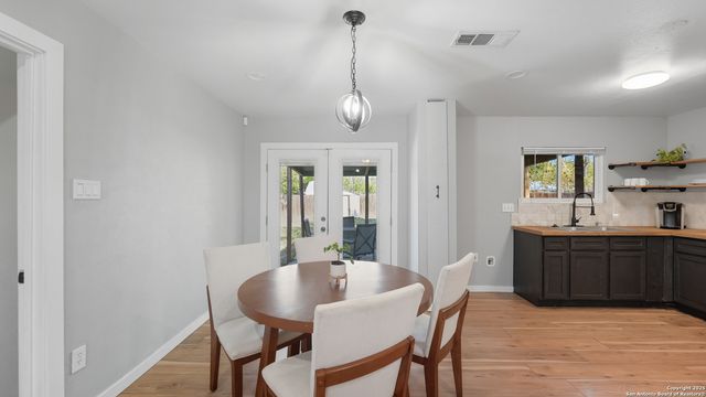 8715 Cape Valley, San Antonio, TX 78227