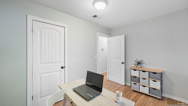 8715 Cape Valley, San Antonio, TX 78227