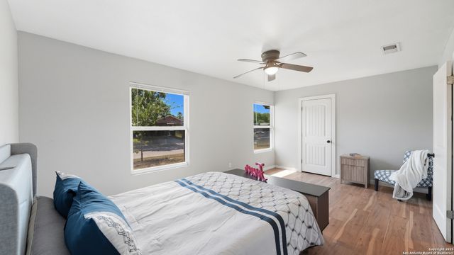 8715 Cape Valley, San Antonio, TX 78227