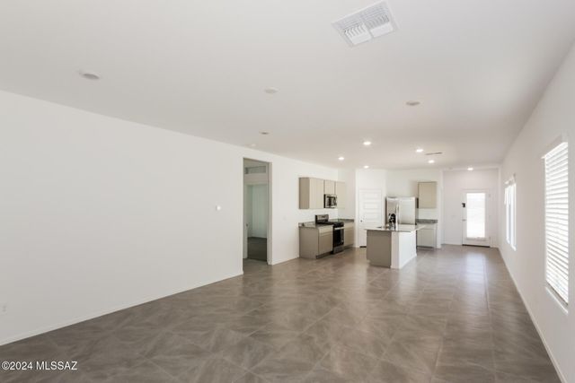 7570 S Celina Way, Tucson, AZ 85756