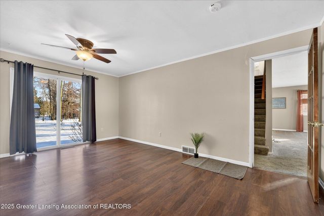 10391 Hardwood Trail, Perrinton, MI 48871