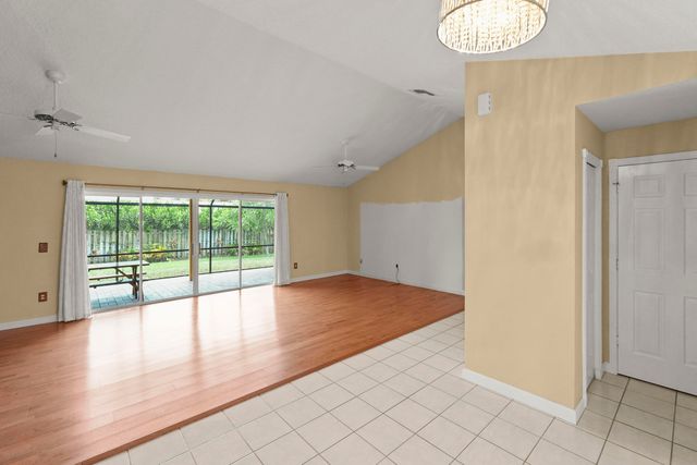 9746 SE Landing Place, Tequesta, FL 33469