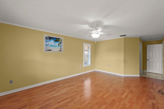 9746 SE Landing Place, Tequesta, FL 33469