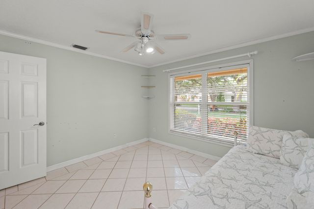9746 SE Landing Place, Tequesta, FL 33469