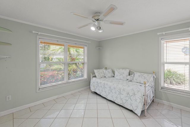 9746 SE Landing Place, Tequesta, FL 33469