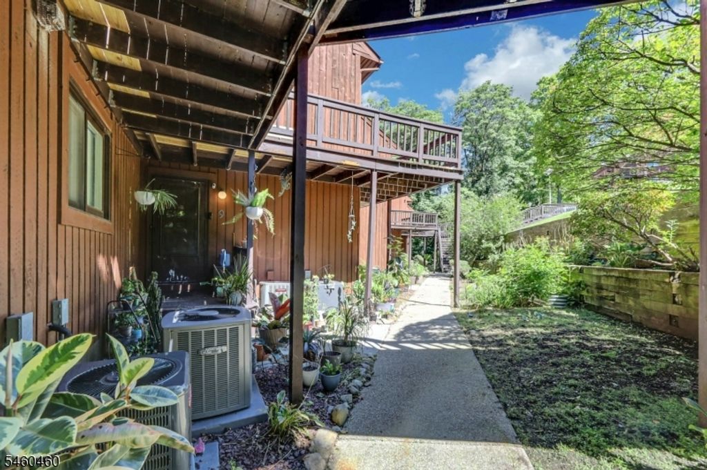 4 Davos Dr 9, Vernon Twp., NJ 07462 — photo 4