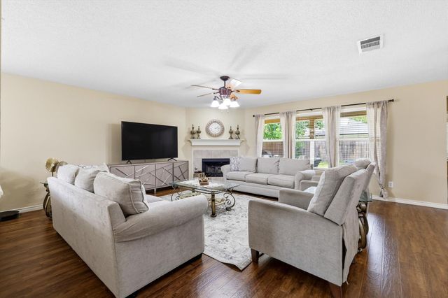 431 Butternut Drive, Fate, TX 75087
