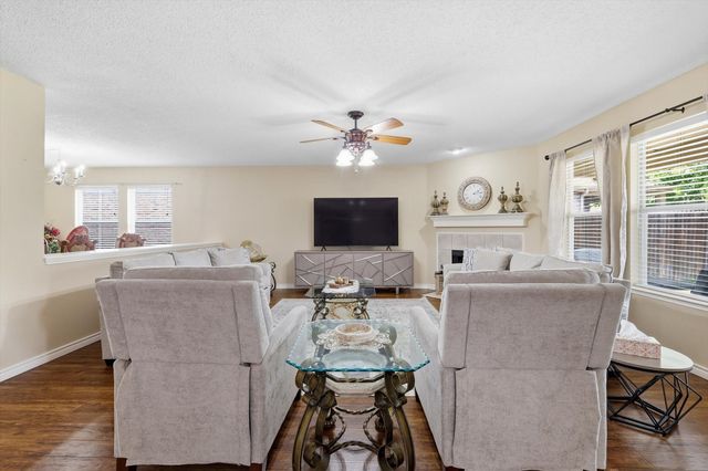 431 Butternut Drive, Fate, TX 75087