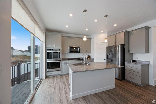 1794 E JOHNSTOWN ST, Eagle Mountain, UT 84005