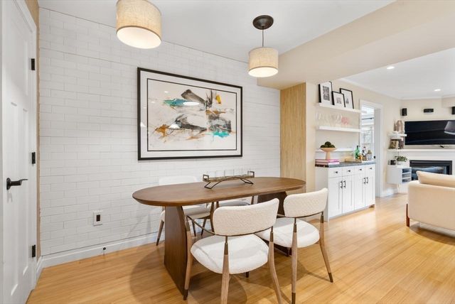 36 Central Ave 4, Milton, MA 02186