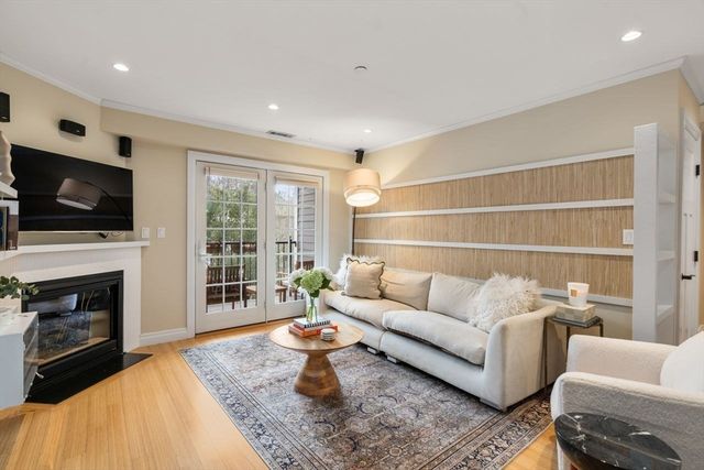 36 Central Ave 4, Milton, MA 02186