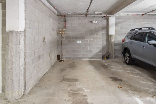 36 Central Ave 4, Milton, MA 02186