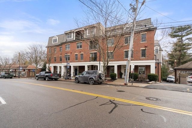 36 Central Ave 4, Milton, MA 02186