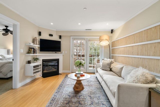 36 Central Ave 4, Milton, MA 02186