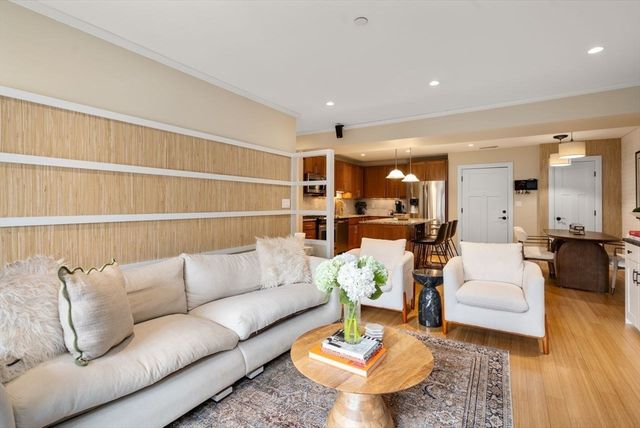 36 Central Ave 4, Milton, MA 02186