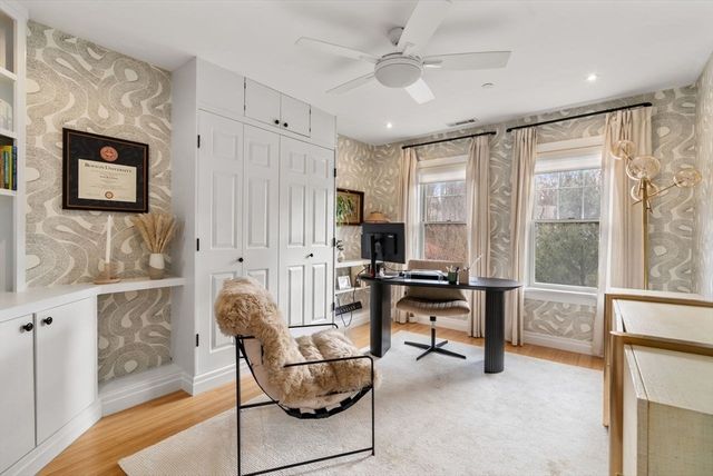 36 Central Ave 4, Milton, MA 02186