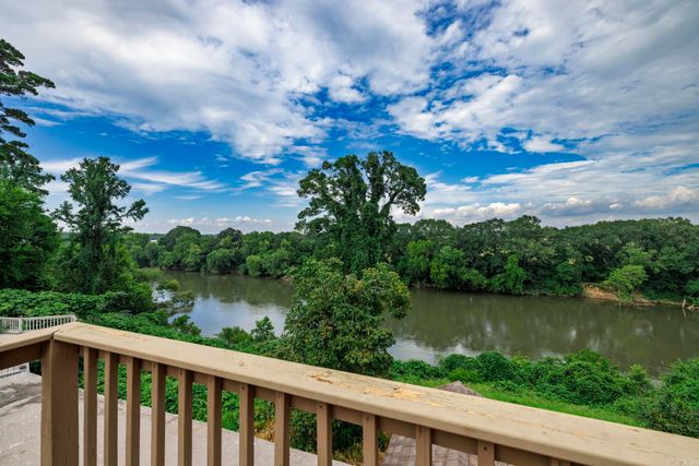 312 Riverside Drive, Arkadelphia, AR 71923