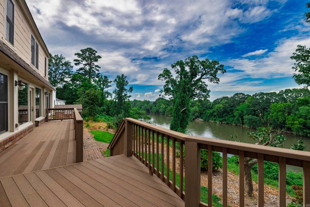 312 Riverside Drive, Arkadelphia, AR 71923