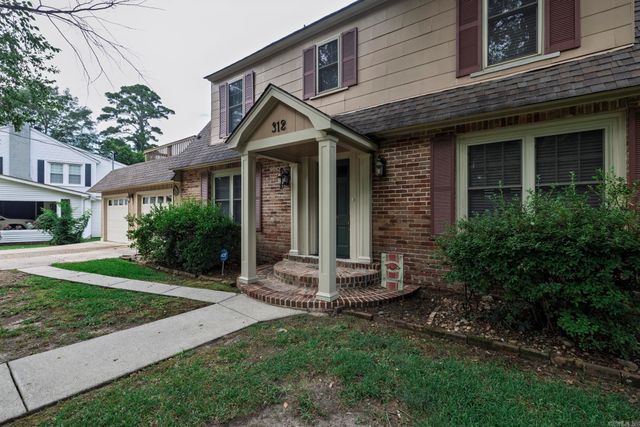 312 Riverside Drive, Arkadelphia, AR 71923