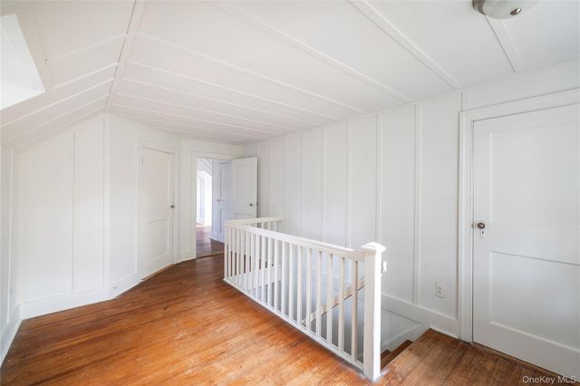 210 Demott Avenue, Rockville Centre, NY 11570
