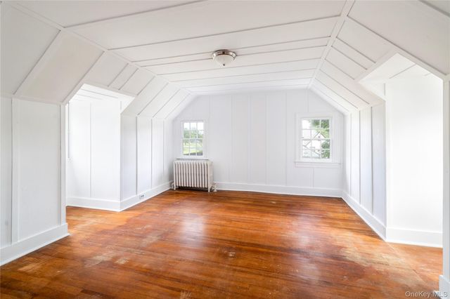 210 Demott Avenue, Rockville Centre, NY 11570