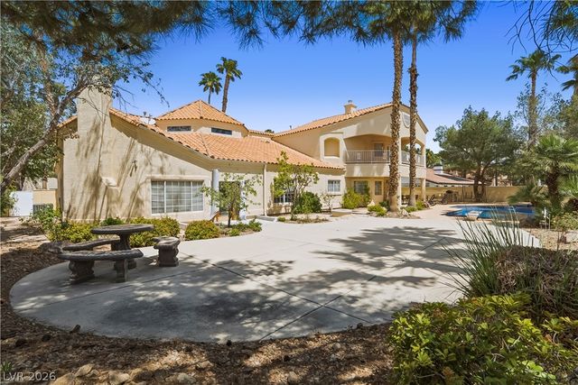 26 Princeville Lane, Las Vegas, NV 89113