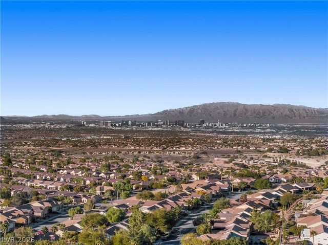 26 Princeville Lane, Las Vegas, NV 89113