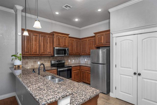 7705 SW Marshall, Lawton, OK 73505