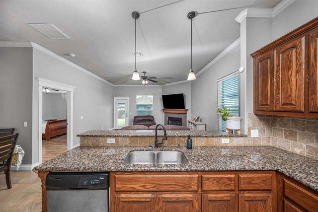 7705 SW Marshall, Lawton, OK 73505