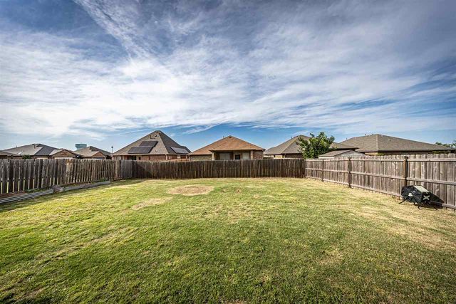 7705 SW Marshall, Lawton, OK 73505