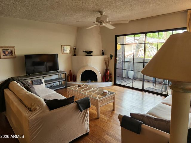7557 N DREAMY DRAW Drive 273, Phoenix, AZ 85020