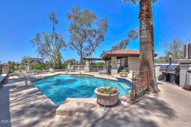 7557 N DREAMY DRAW Drive 273, Phoenix, AZ 85020