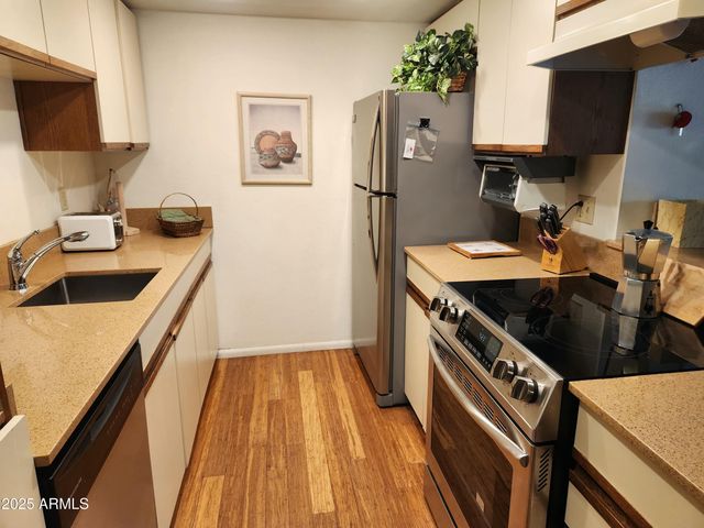 7557 N DREAMY DRAW Drive 273, Phoenix, AZ 85020