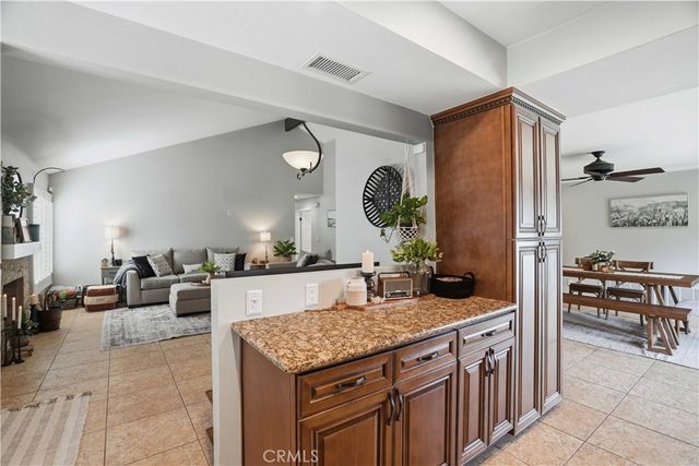 25737 Tamarisk Place, Valencia, CA 91355