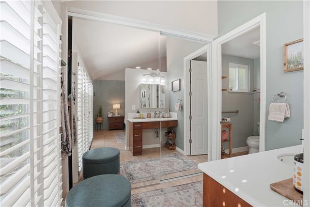 25737 Tamarisk Place, Valencia, CA 91355