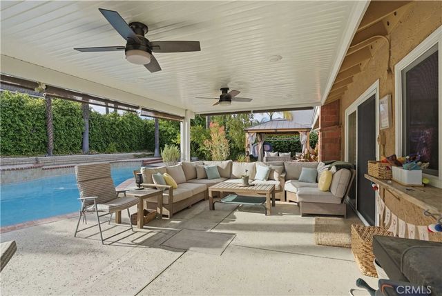 25737 Tamarisk Place, Valencia, CA 91355