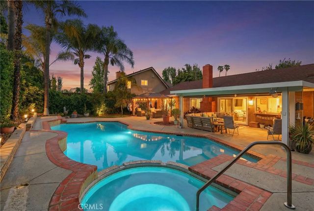 25737 Tamarisk Place, Valencia, CA 91355